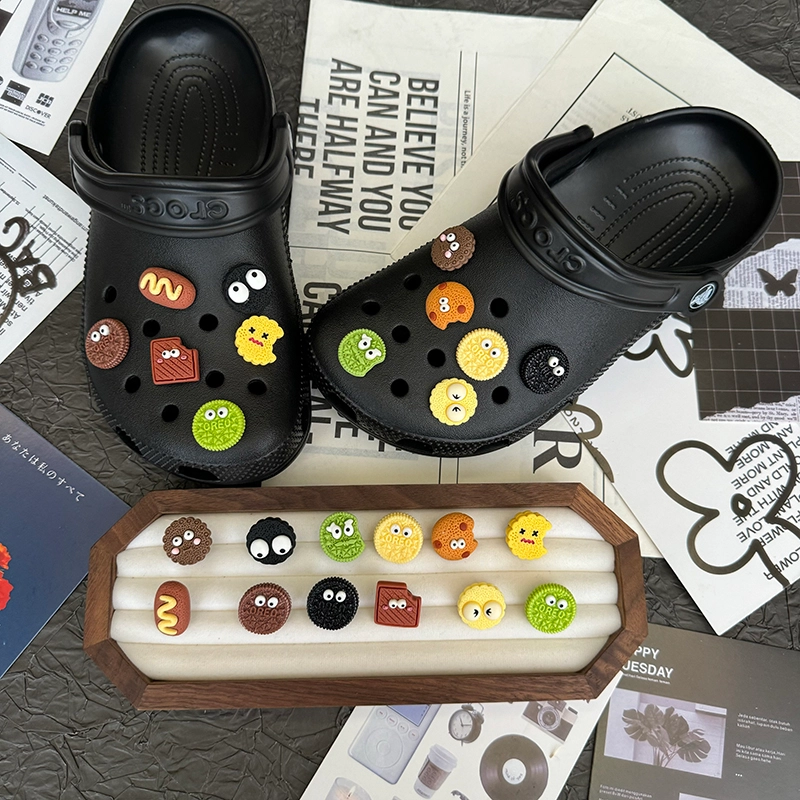 crocs