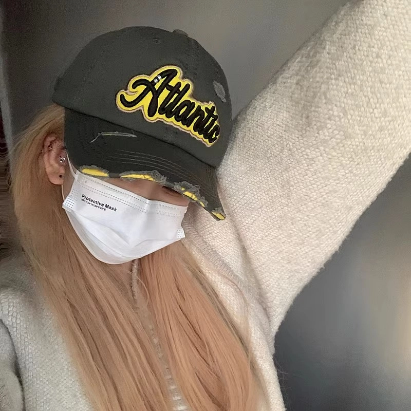 【素颜通勤神器 甜酷百搭ins】 攸委 破洞字母嘻哈鸭舌帽女款夏季显脸小 棉 韩版软顶宽帽檐大头围街头潮流遮阳防晒帽子 男女同款情侣款