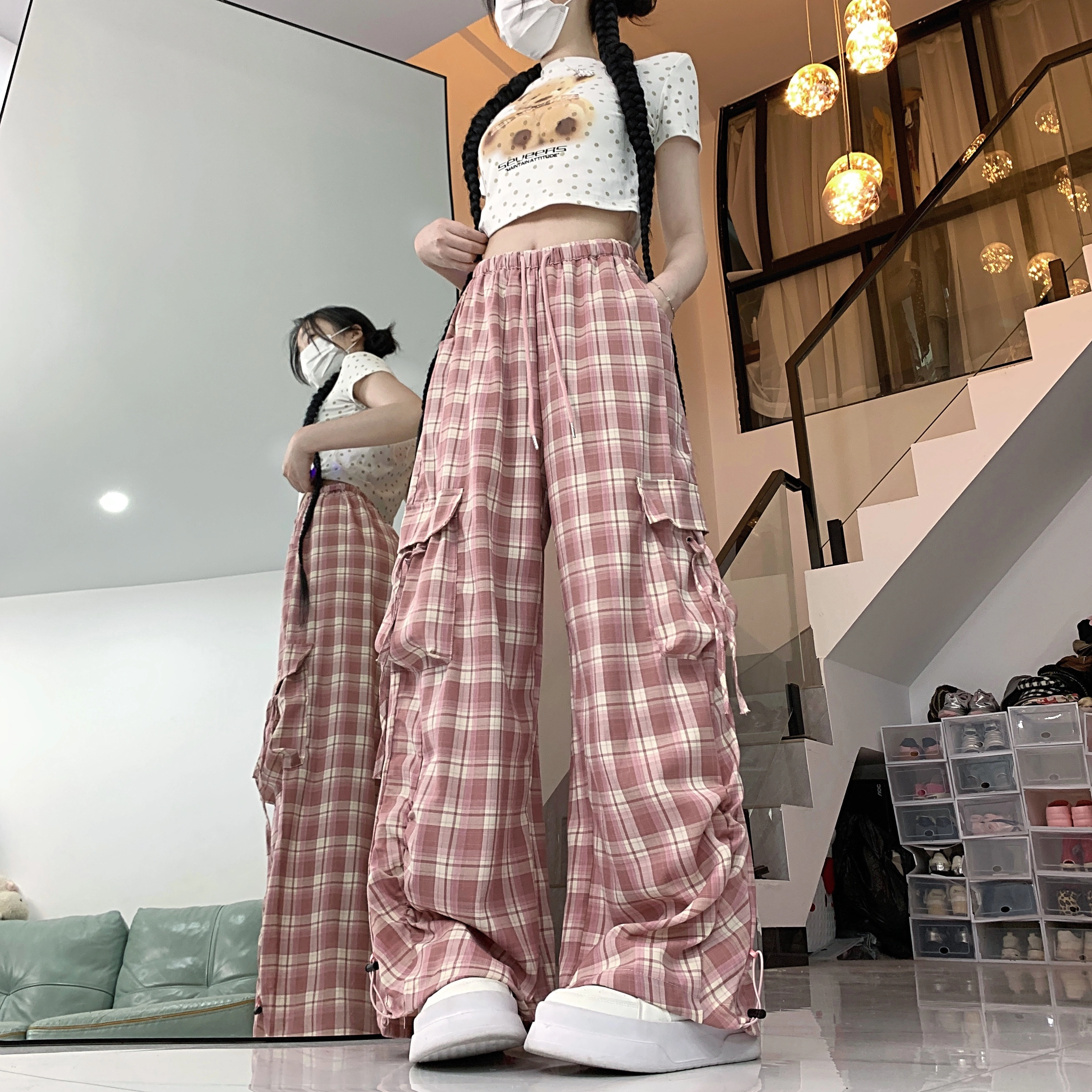 水中花 格子图案大口袋抽绳设计感束脚褶皱透气舒适休闲裤 女款