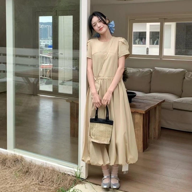 水中花 韩版设计感裙子法式复古蓬蓬闺蜜装显高短袖连衣裙 女款