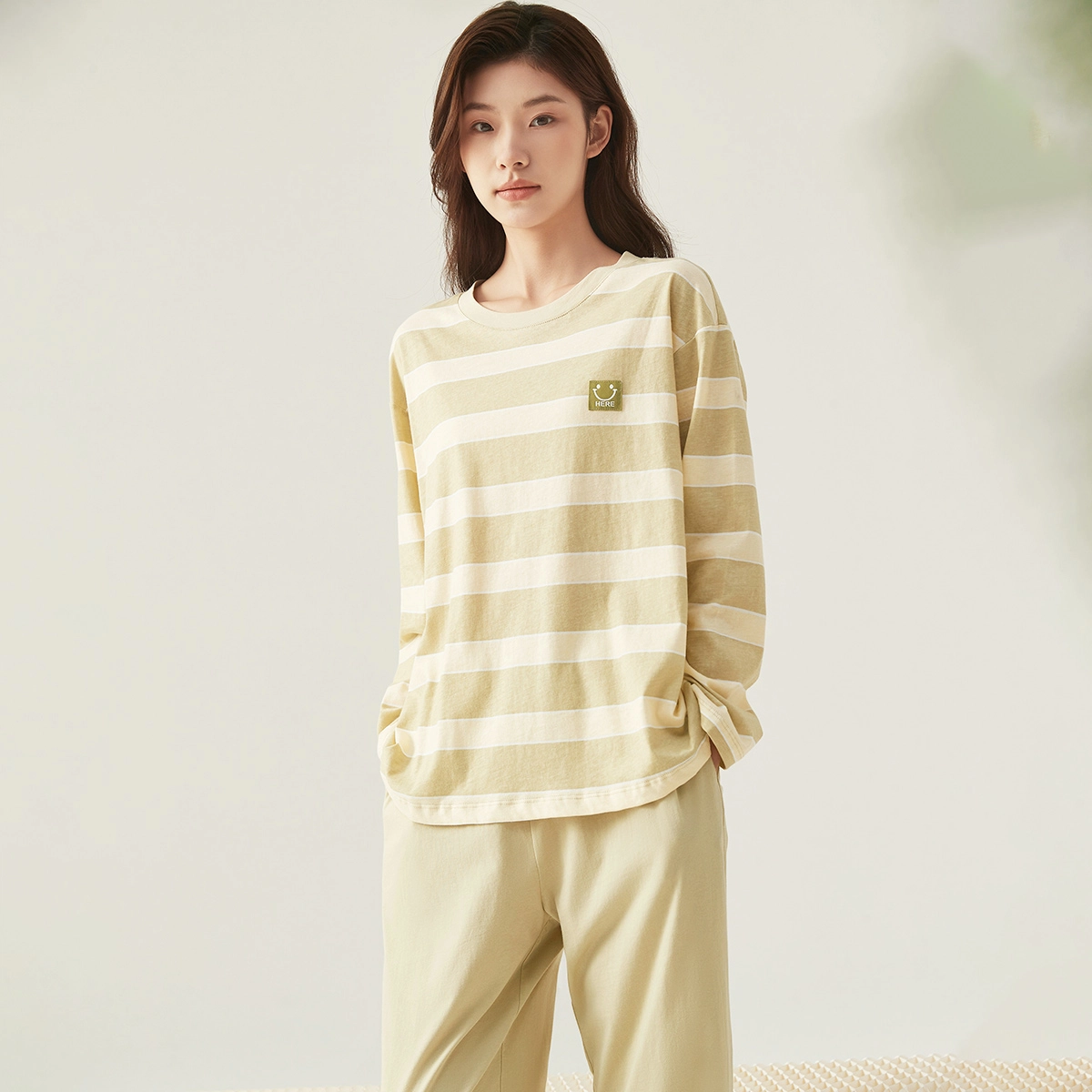 顶瓜瓜 条纹笑脸绣标甜美柔软舒适家居服圆领长袖长裤睡衣套装 女款