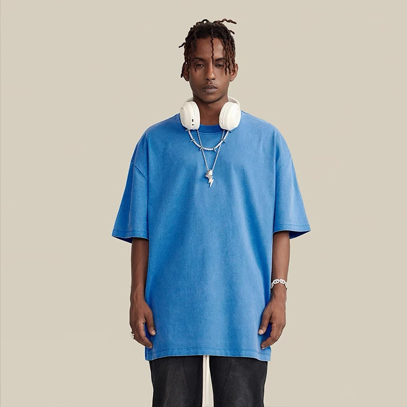 AMBER LIGHT T