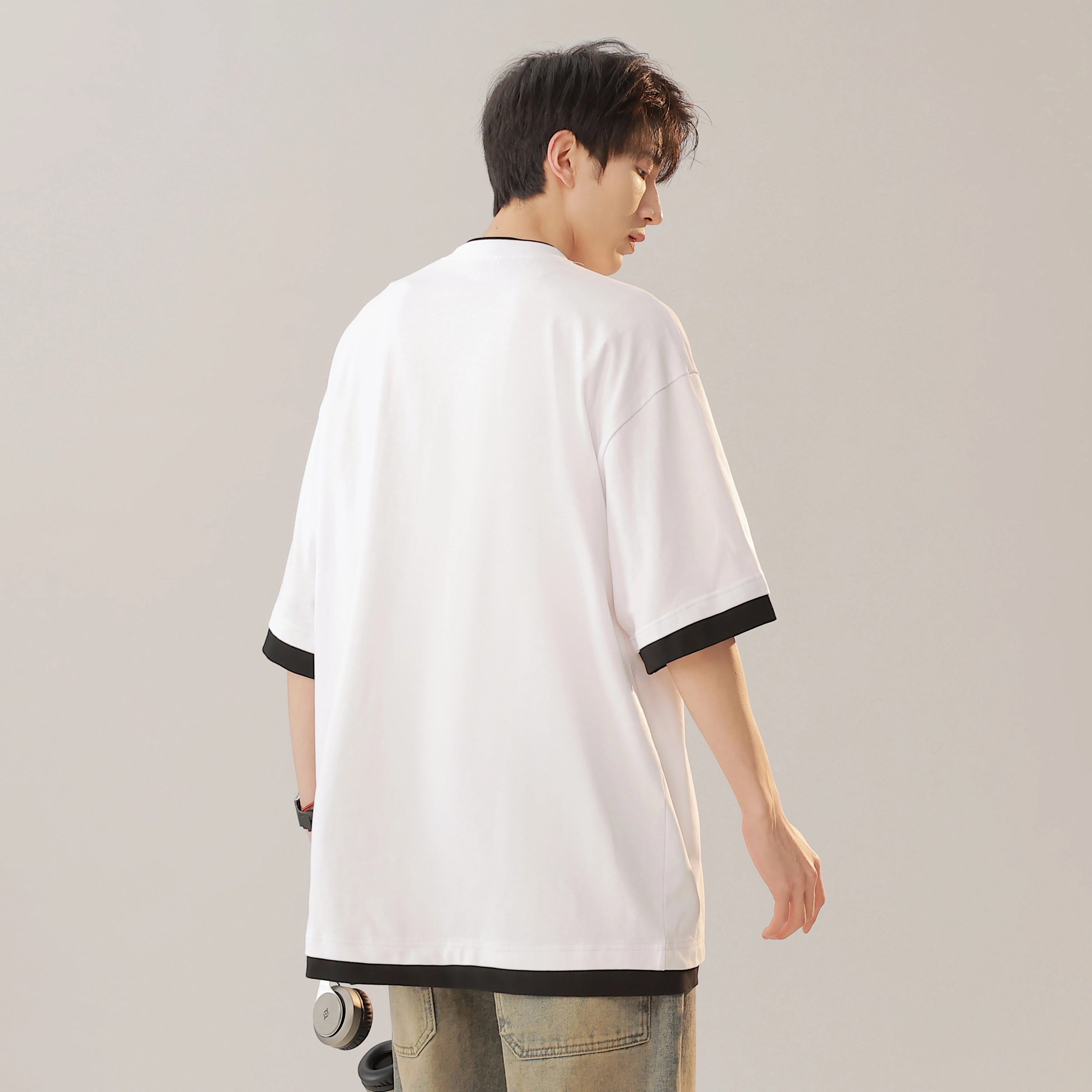 AMBER LIGHT T
