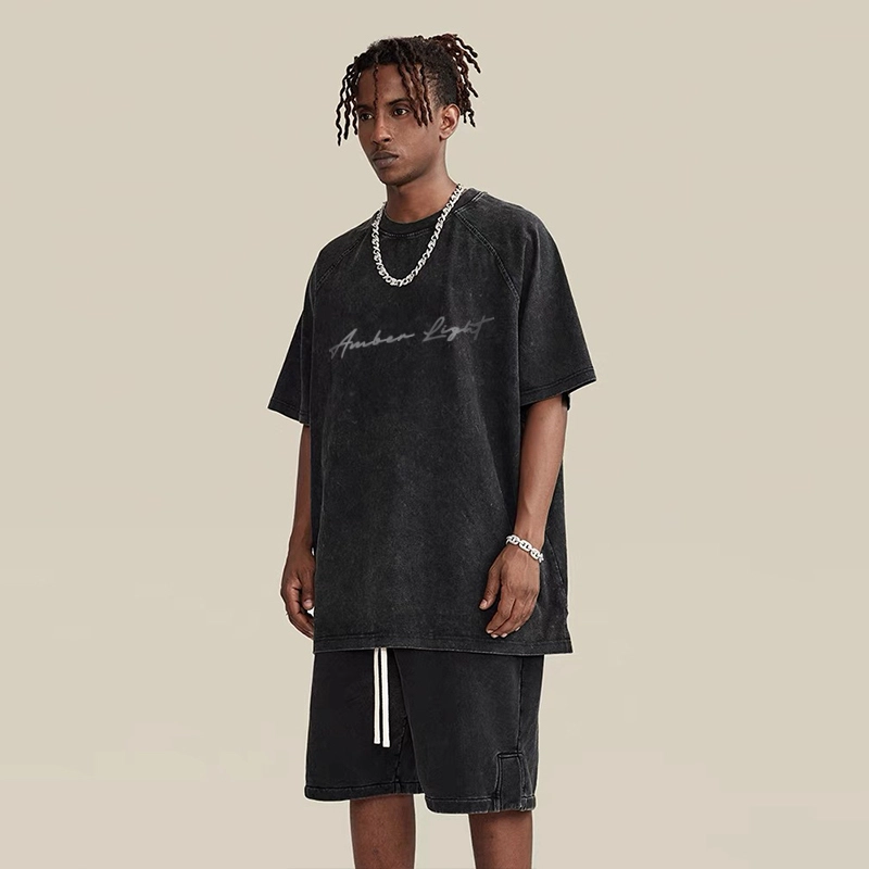 AMBER LIGHT T