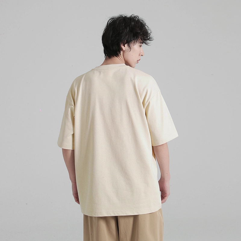 AMBER LIGHT T