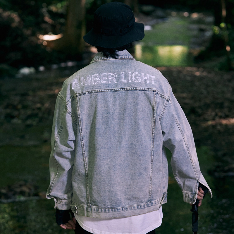 AMBER LIGHT Logo