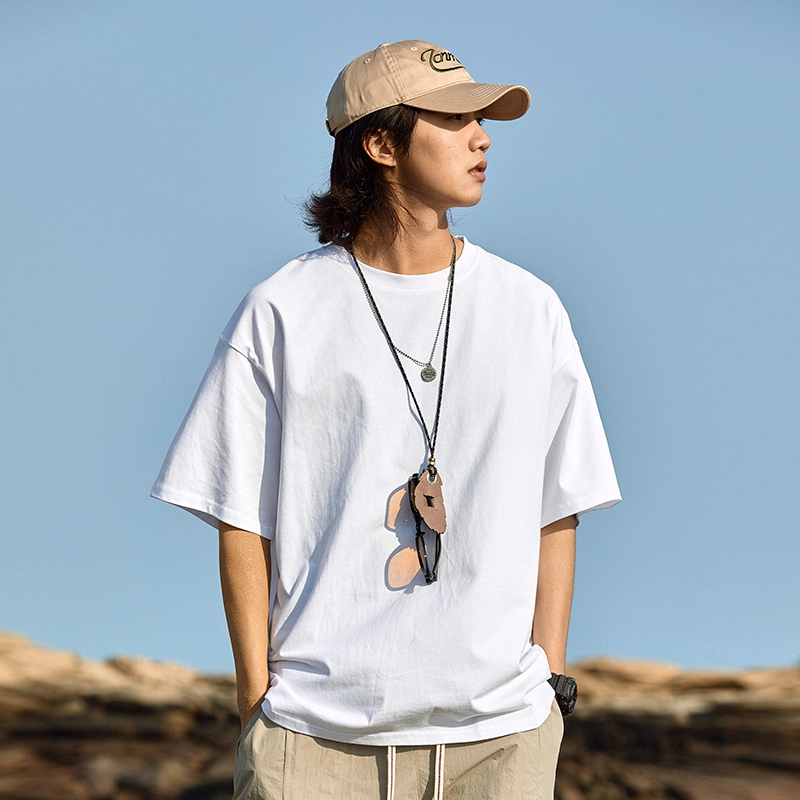 AMBER LIGHT T