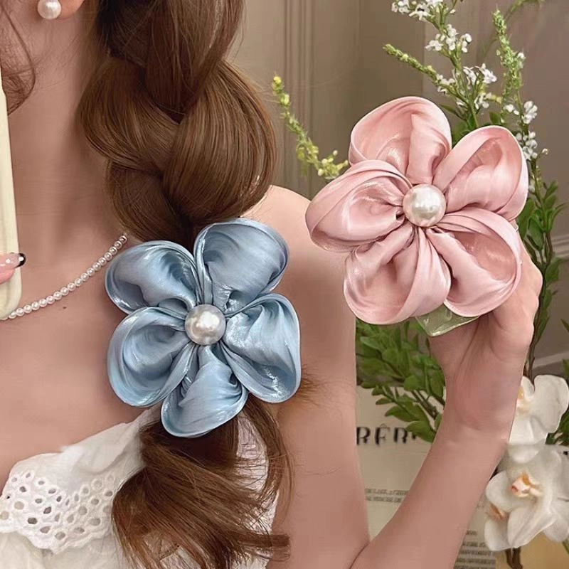 DAISY BEAUTY