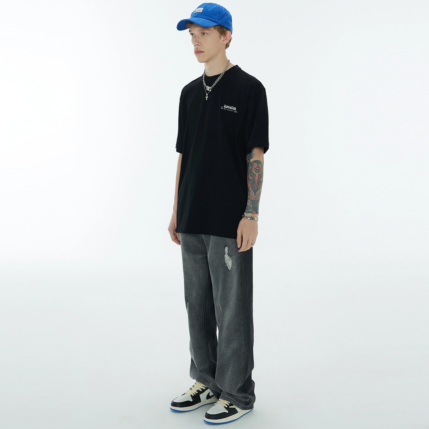 ICONS Lab SS23 T