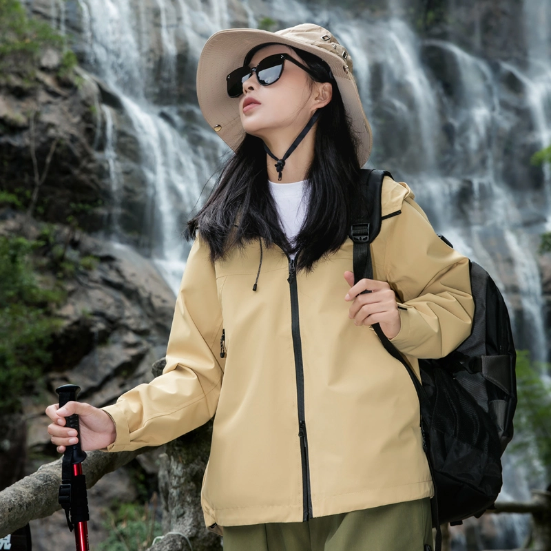 左岸 美式山系耐磨抗撕裂户外运动穿搭连帽登山徒步冲锋上衣工装大口袋机能防水防风透气纯色开衫软壳衣舒适保暖夹克 女款