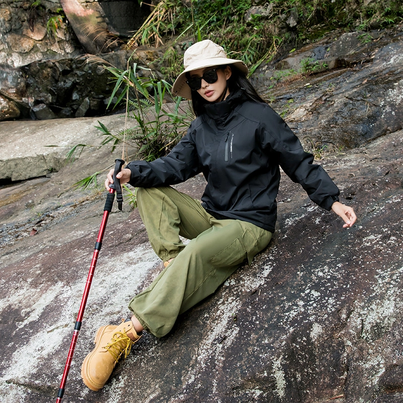 左岸 时尚拼色防风防水连帽可拆卸运动休闲徒步工装登山服简约户外机能恒温蓄热宽松舒适轻便百搭耐用石墨烯保暖加厚夹克外套棉服 女款