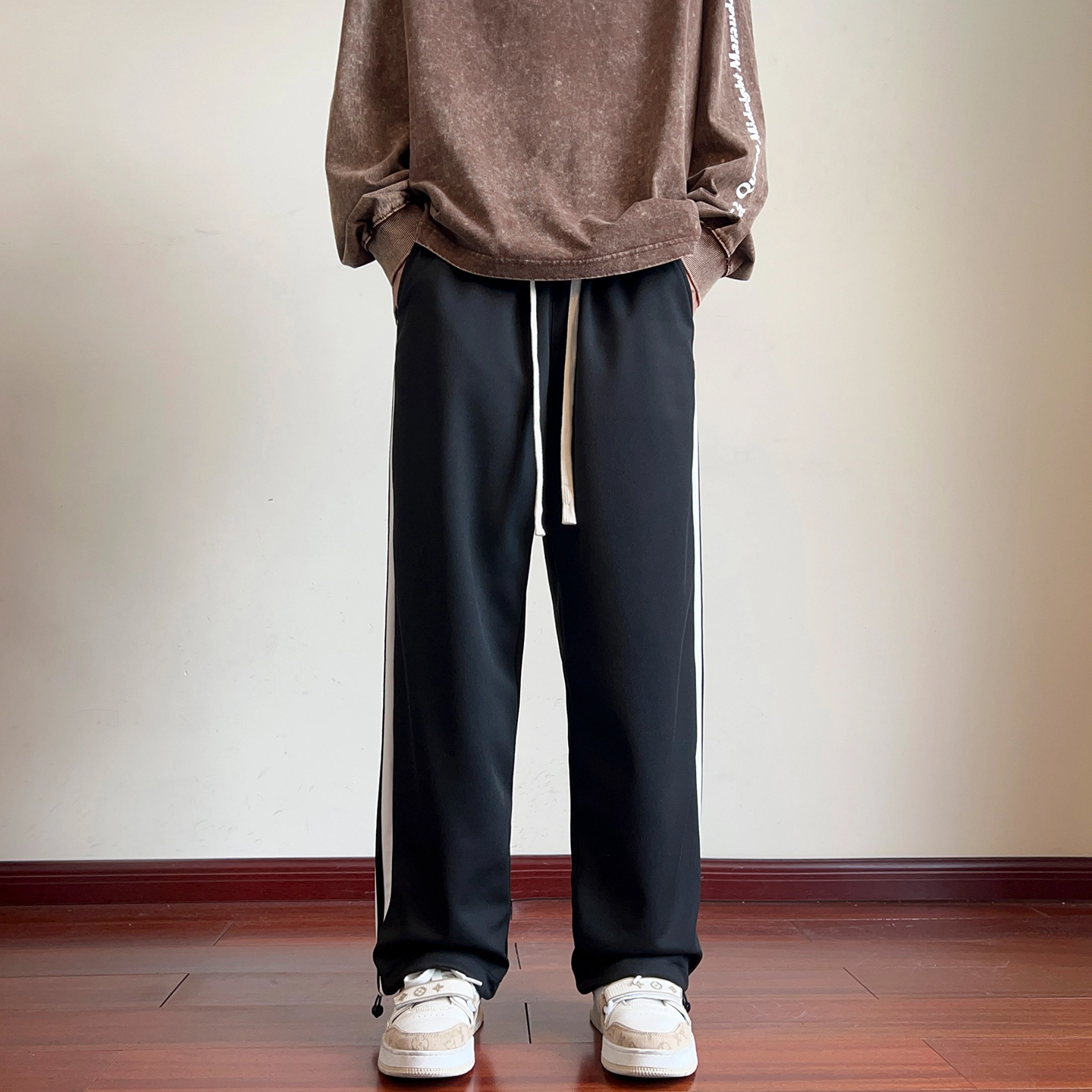 左岸 青少年港风帅气潮流拼接拼色卫裤宽松直筒裤柔软舒适透气垂感轻便抽绳裤脚长裤春秋休闲裤 男款