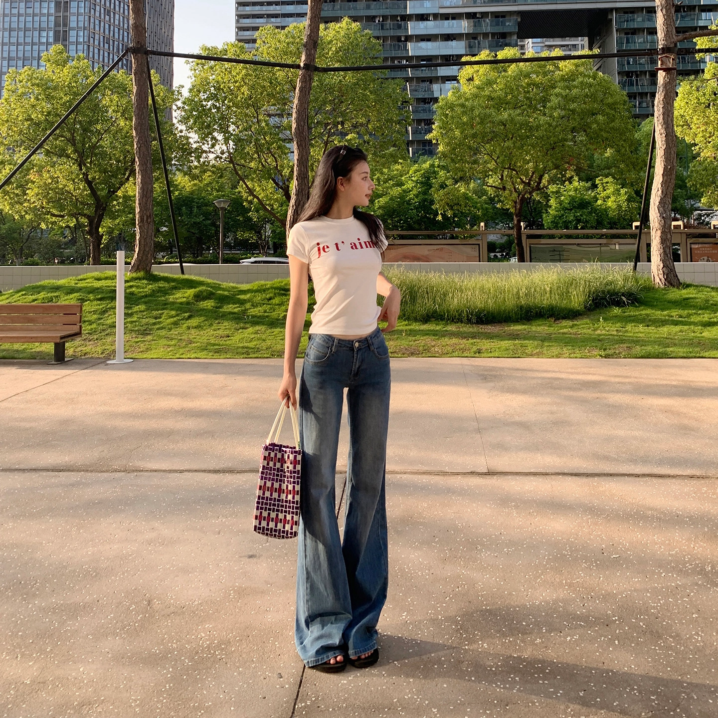 玫丝朵 美式复古辣妹低腰做旧喇叭牛仔裤 女款