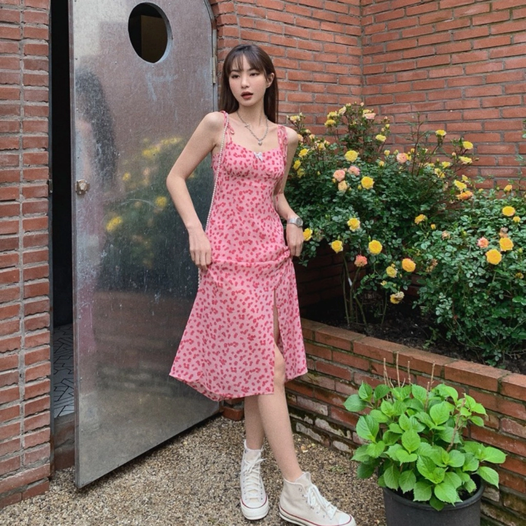 思蓓儿 法式女浪漫碎花裙收腰修身长裙度假吊带连衣裙 女款
