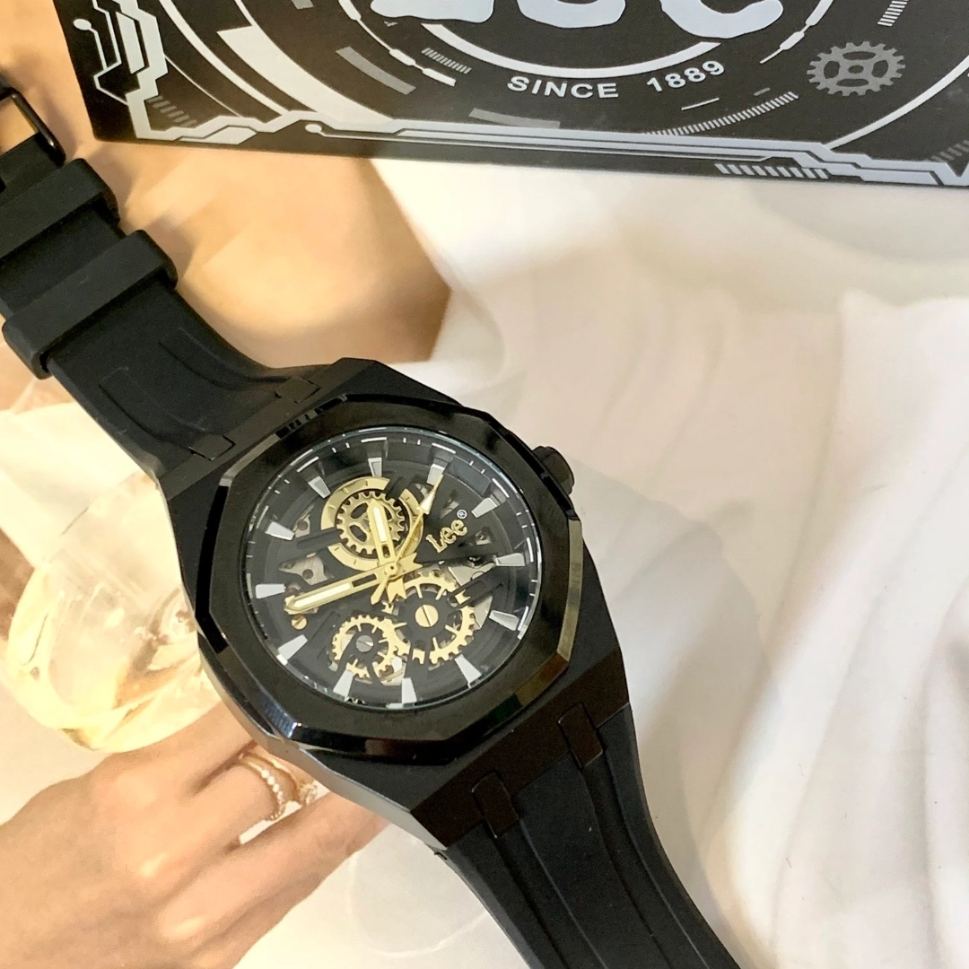 Lee 44MM C330-M465