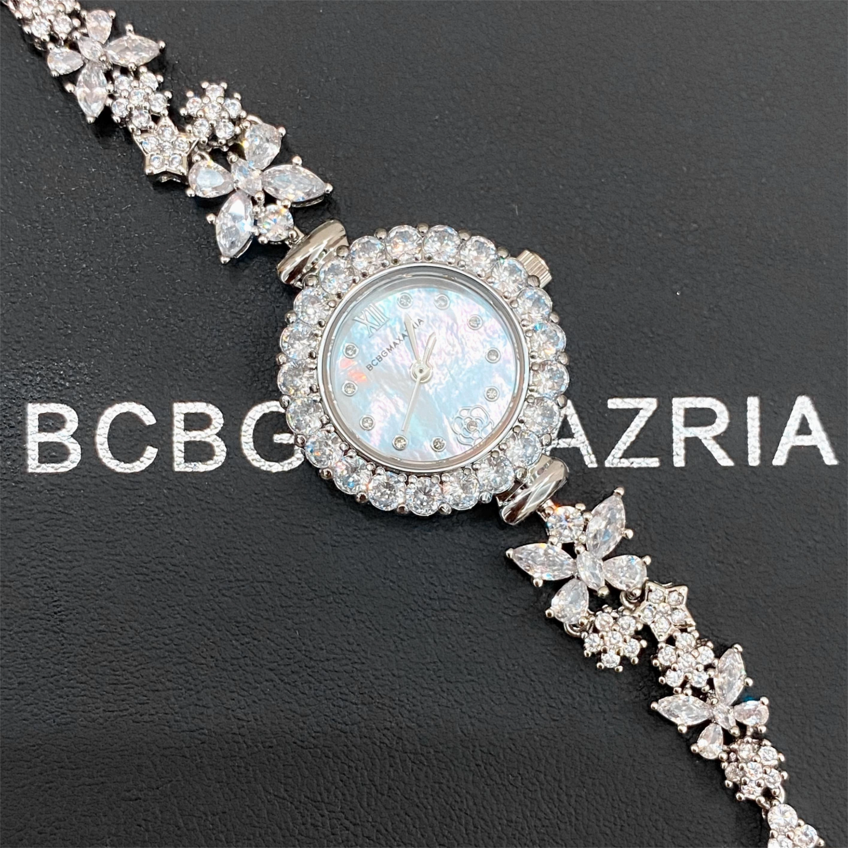 BCBGMAXAZRIA F67
