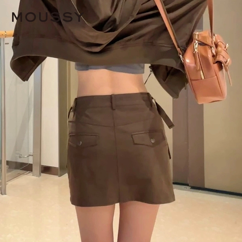 MOUSSY A