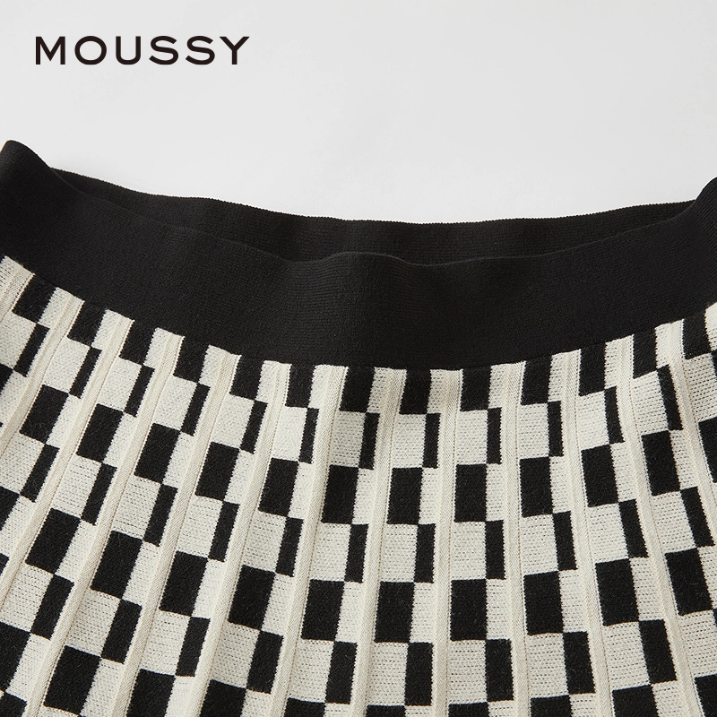MOUSSY A