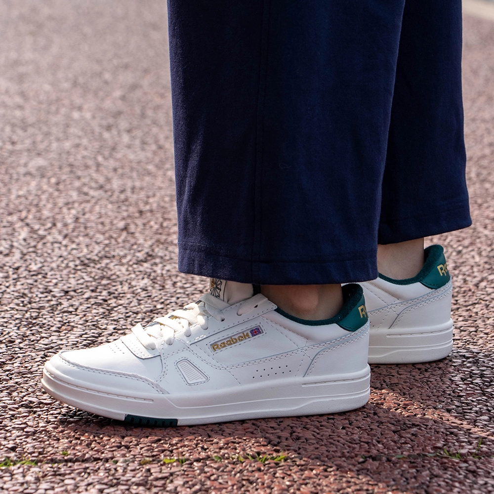 Reebok LT COURT