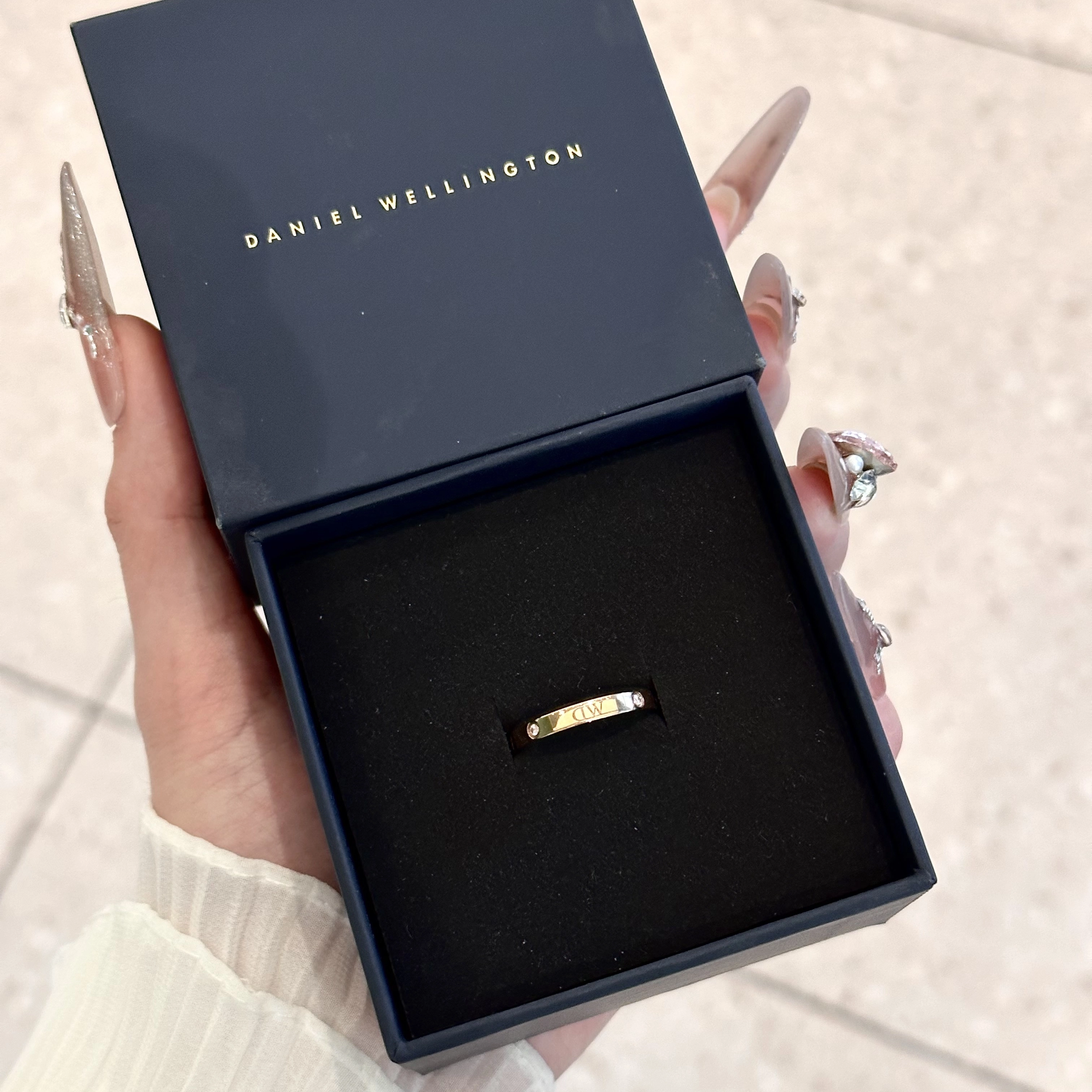 Daniel Wellington dw