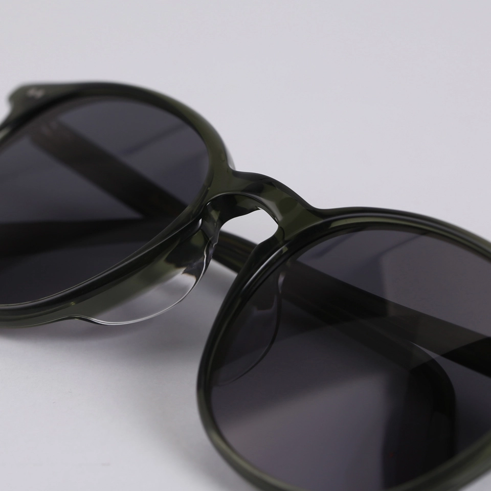 UV400 ACETATE
