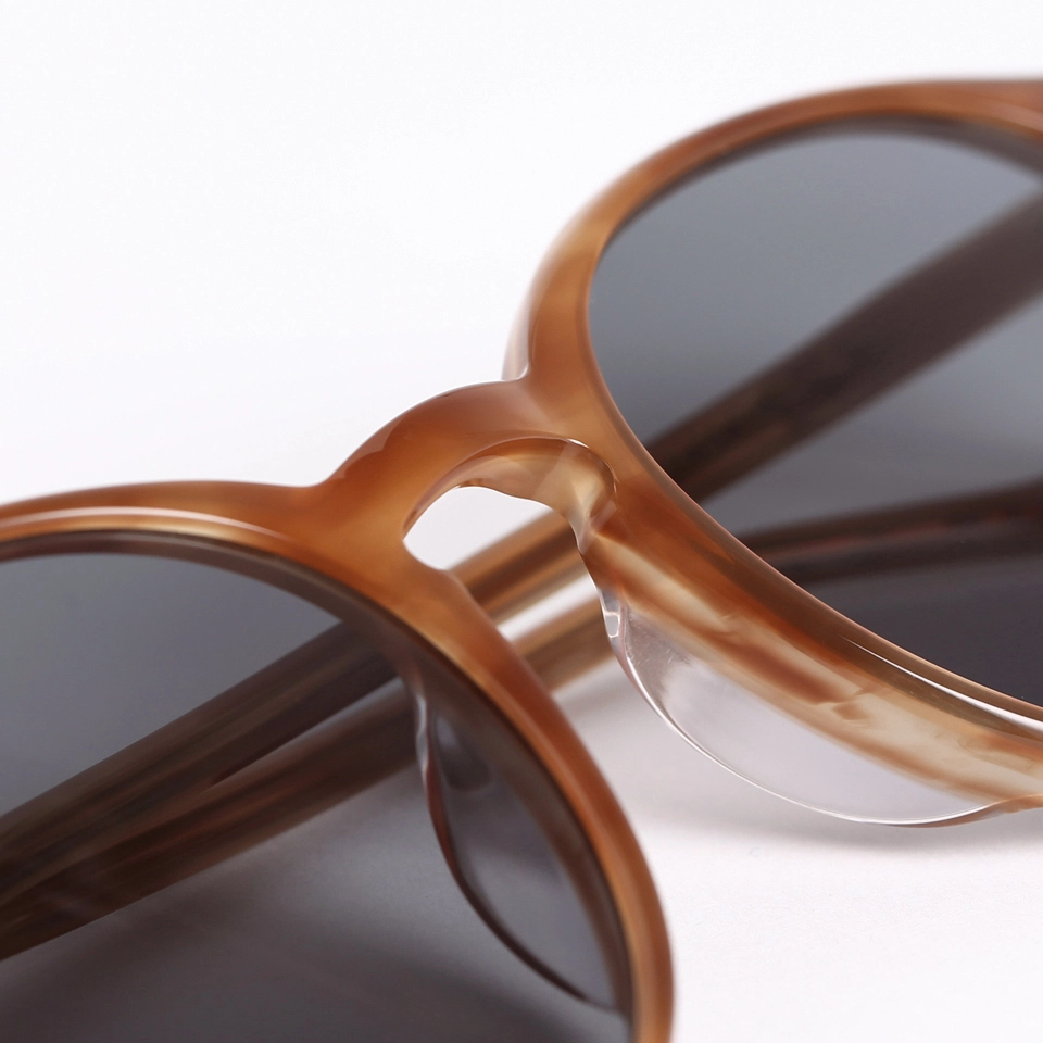 UV400 ACETATE