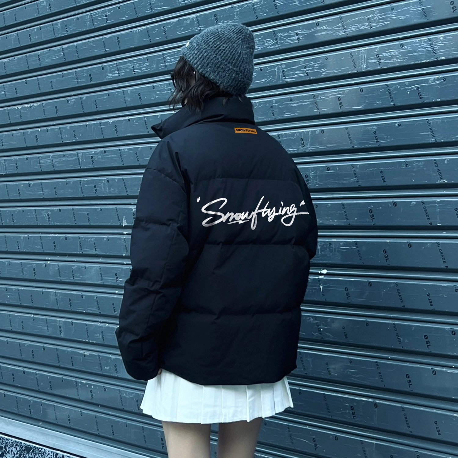 SNOW FLYING logo