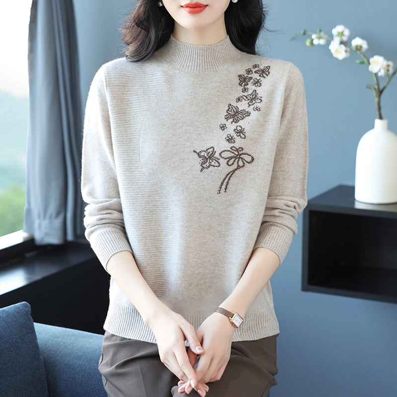 袋鼠 简约时尚宽松半高领纯色蝴蝶绣花质感羊毛针织衫 女款