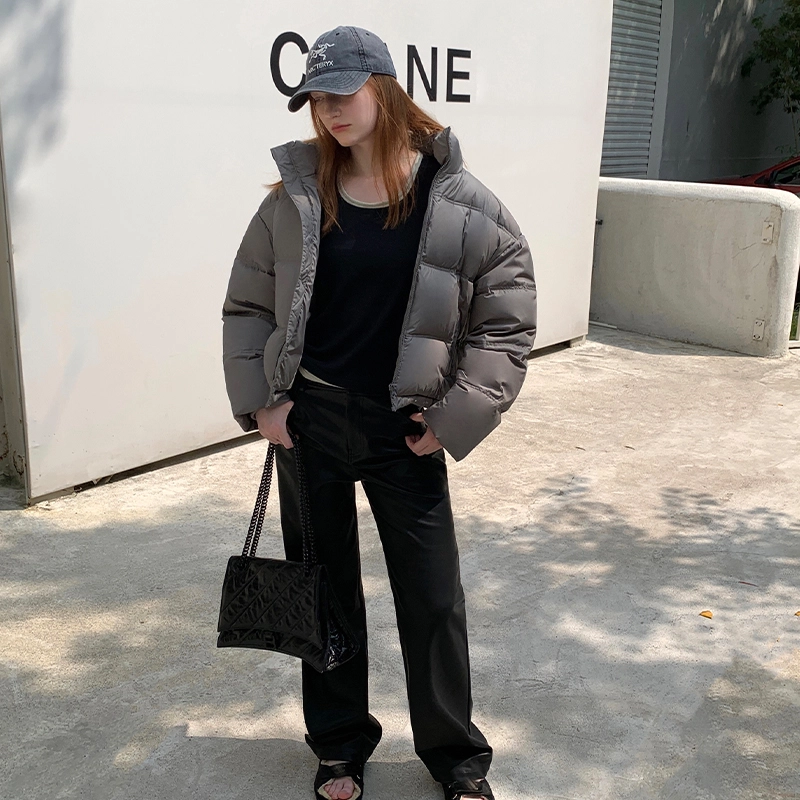 周淼 新款小立领短款外套羽绒服 女款