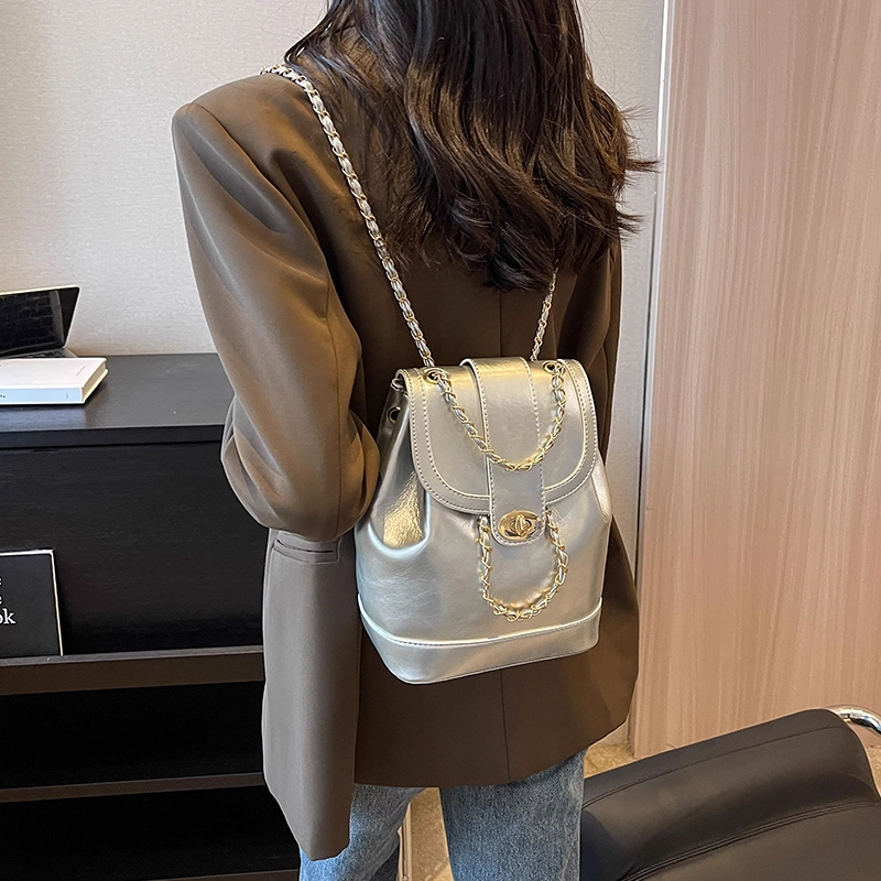 Jade en plus PU