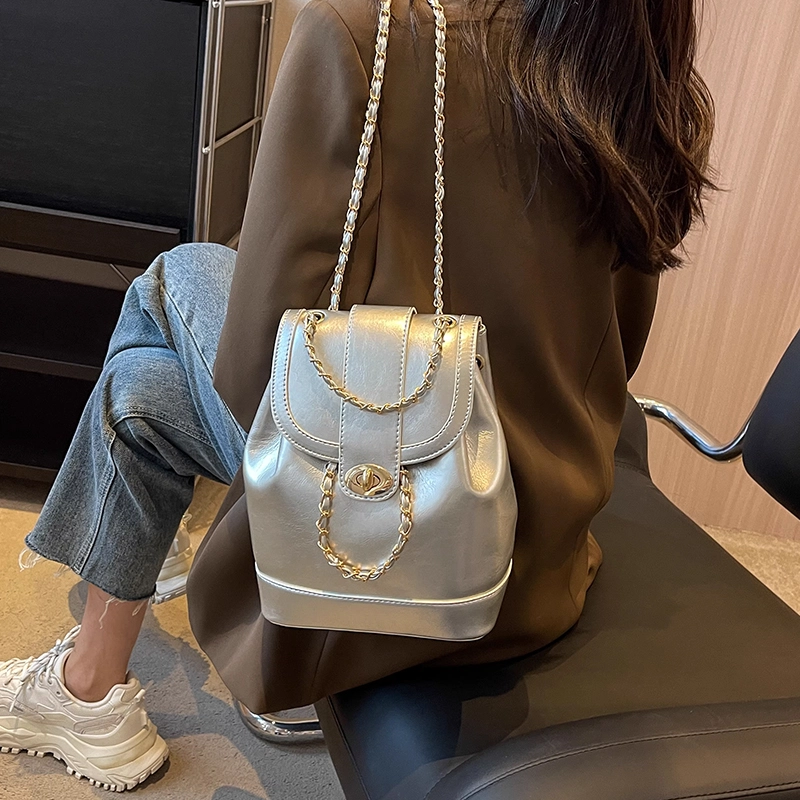 Jade en plus PU
