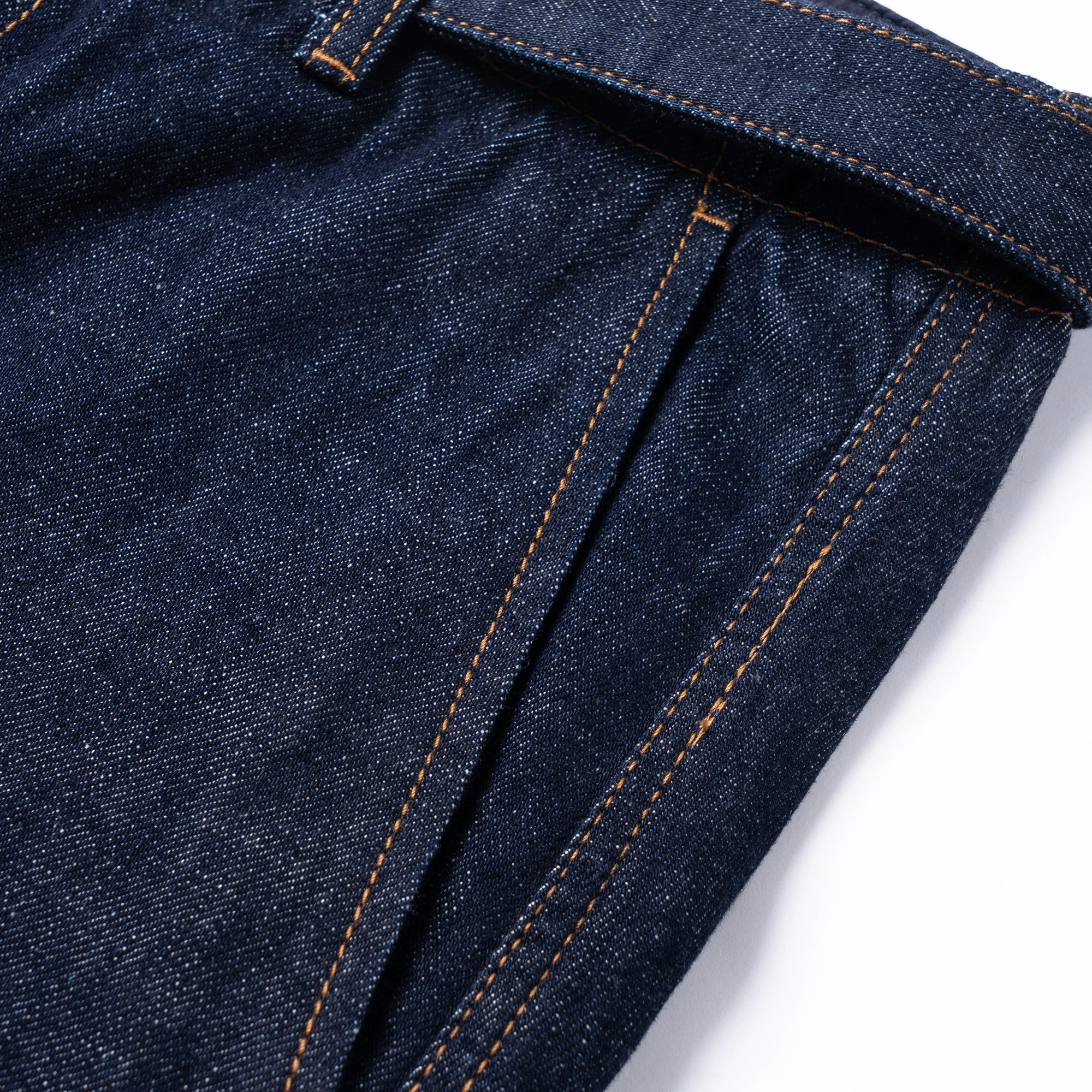 EMPORIO ARMANI SS22