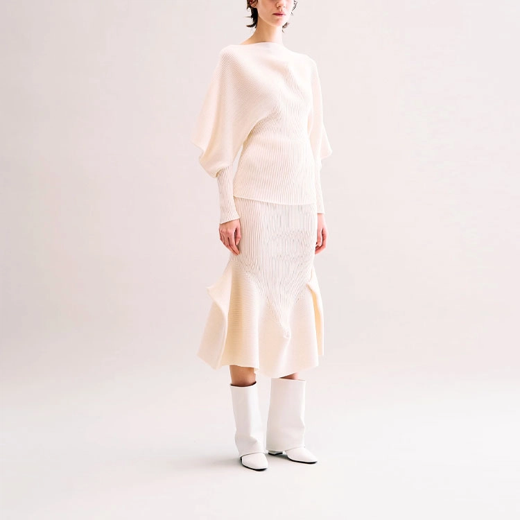 ISSEY MIYAKE Exuberance