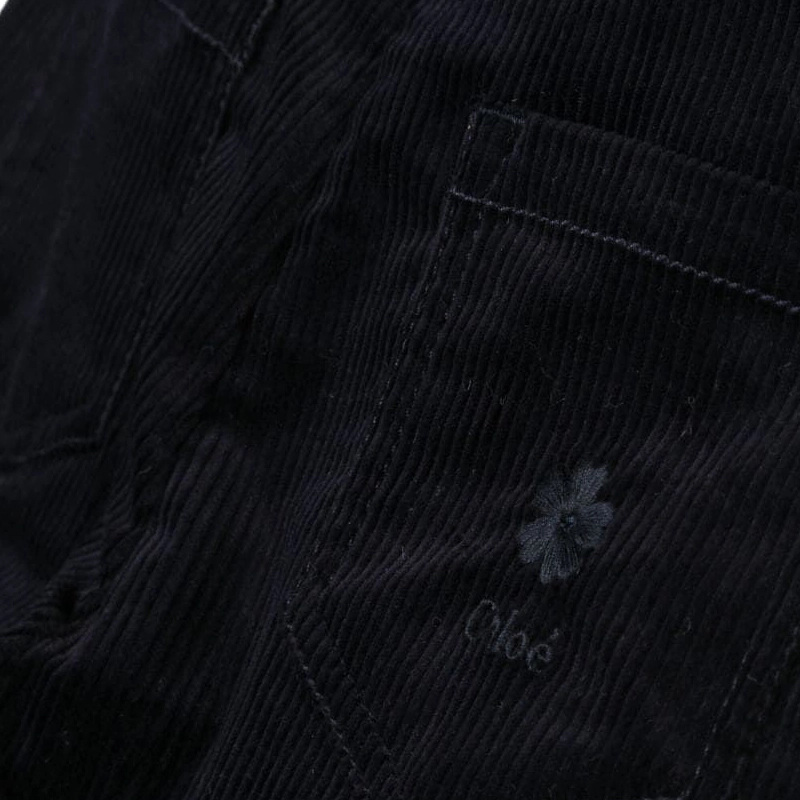 Chloe Logo