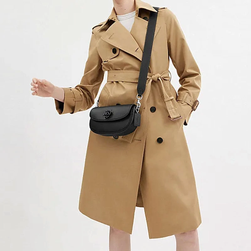COACH EMMY 23