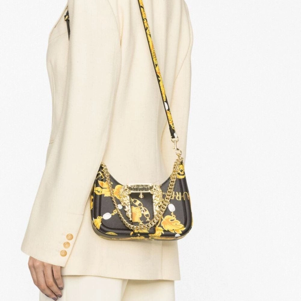 VERSACE JEANS COUTURE Logo