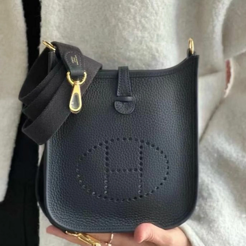 HERMES Evelyne 16 Clemence