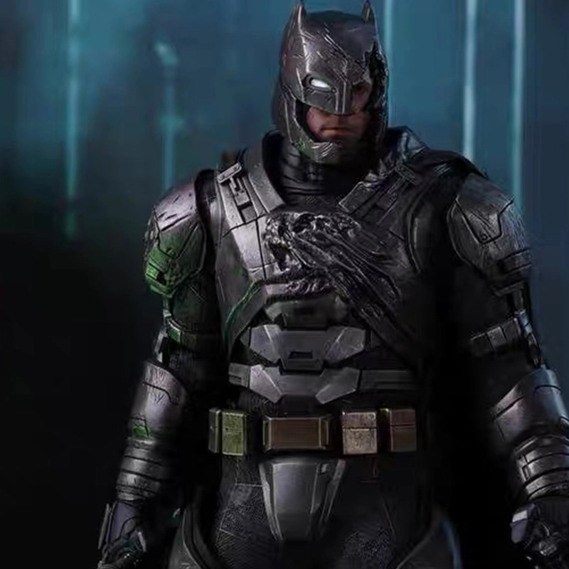 Hot Toys 16 2017 33cm