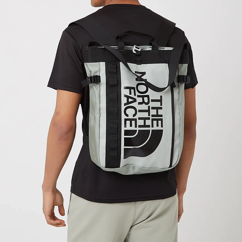 THE NORTH FACE Base CampLogo