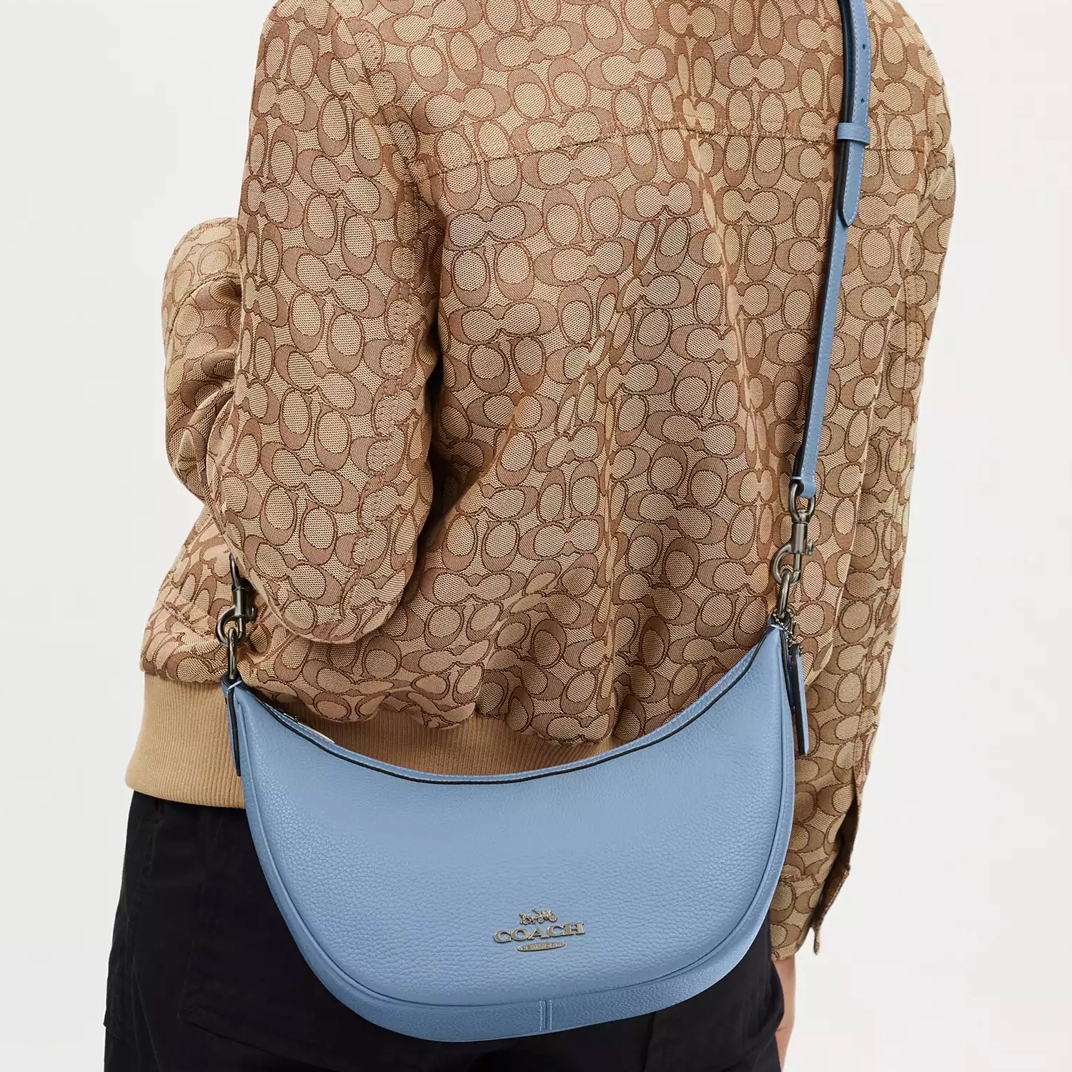 COACH Aria 26