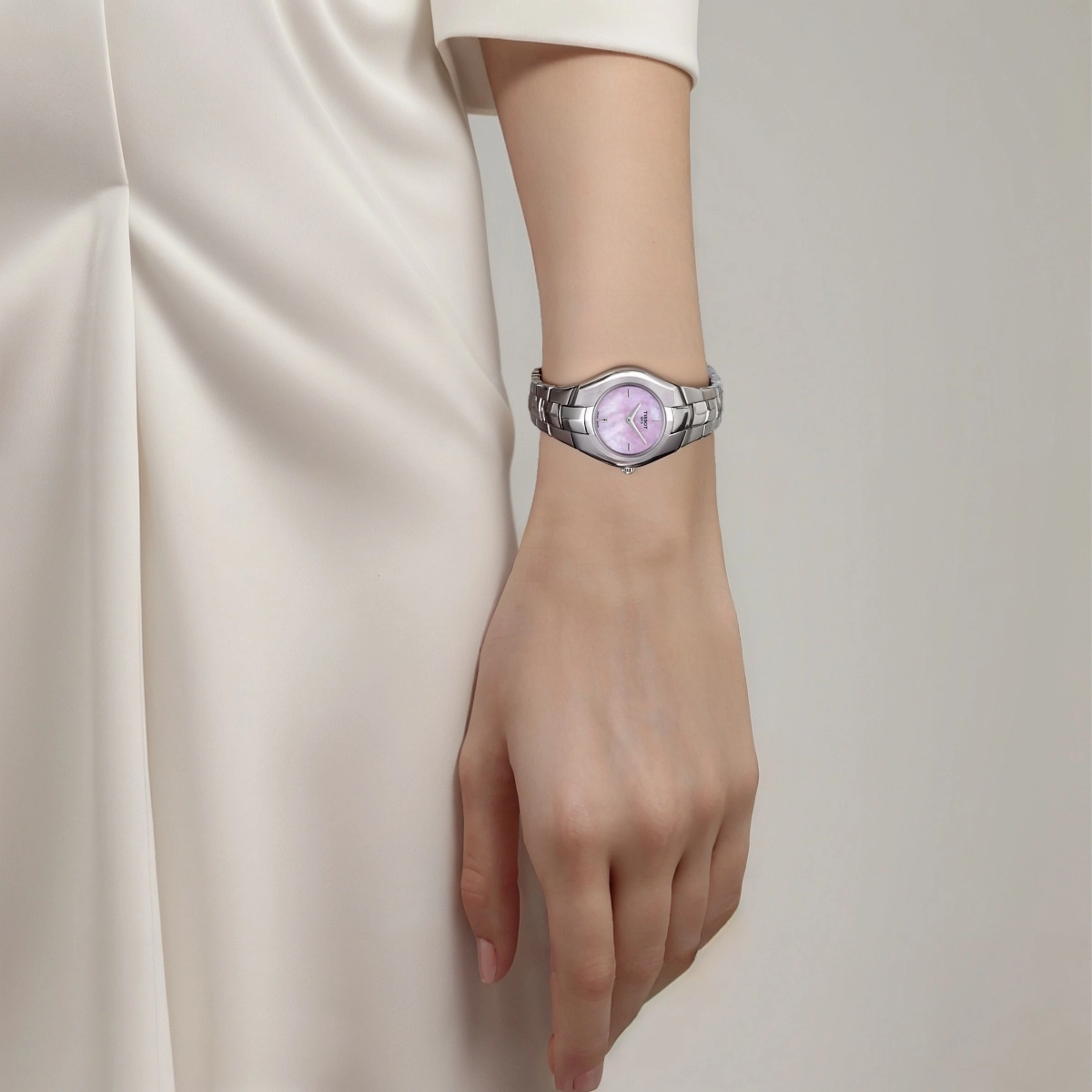 TISSOT 50 25.9mm T096.009.11.151.00