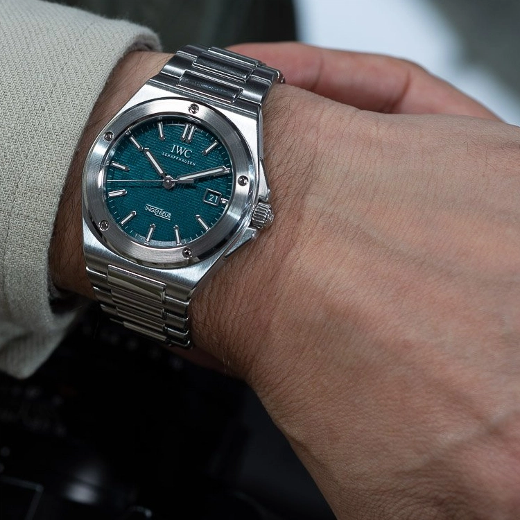 IWC 100 40mm IW328903