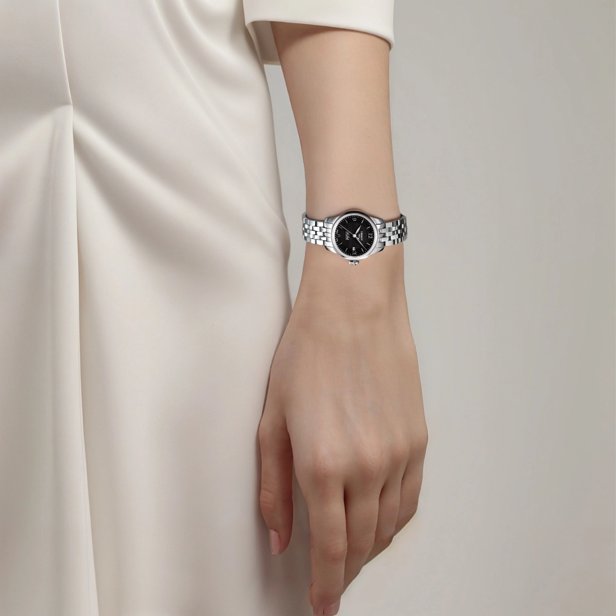 TISSOT 30 25.3mm T41.1.183.54