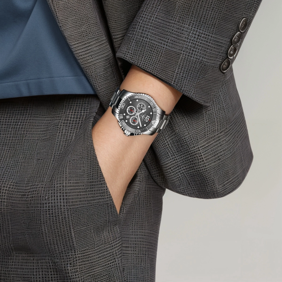 LONGINES HydroConquest 300 43mm L3.883.4.76.6