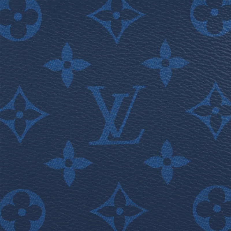 LOUIS VUITTON Pochette Voyage