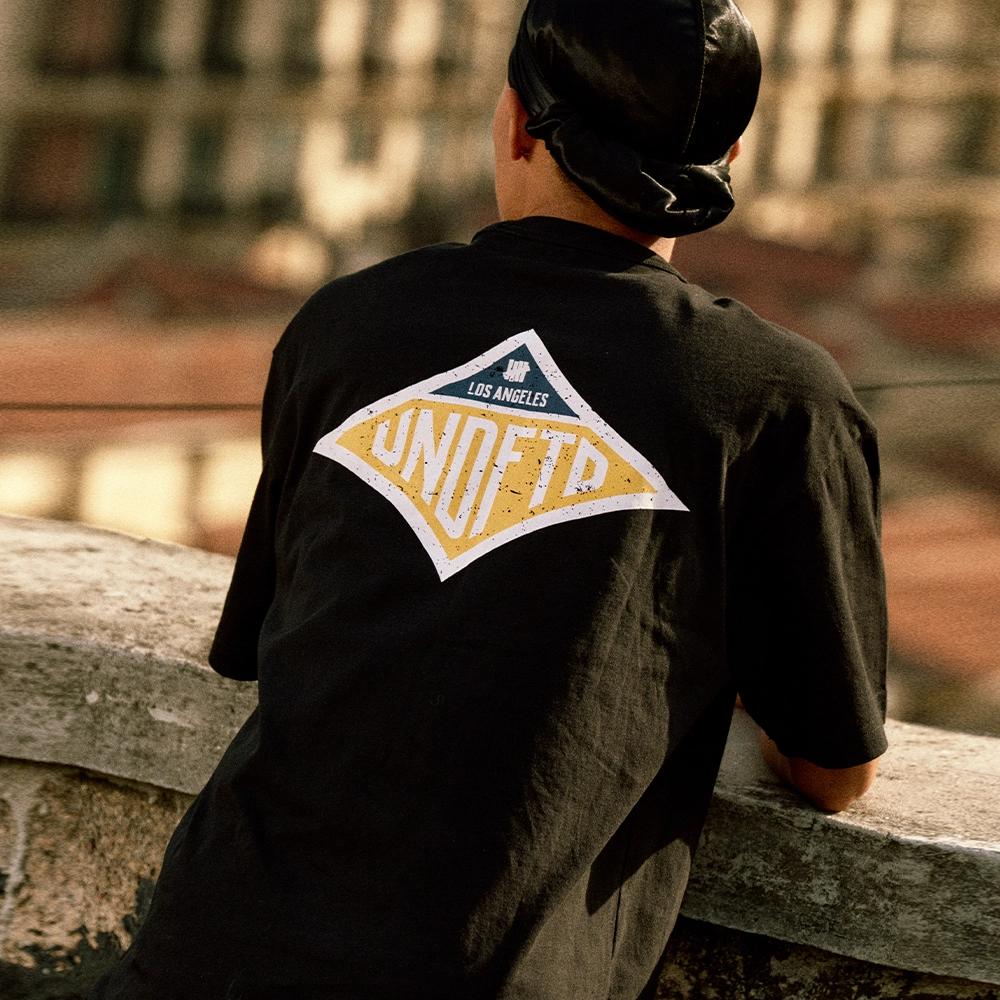 UNDEFEATED SS25 LogoT