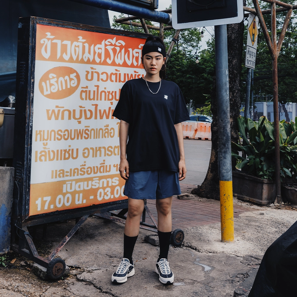 UNDEFEATED SPORT SS25 T