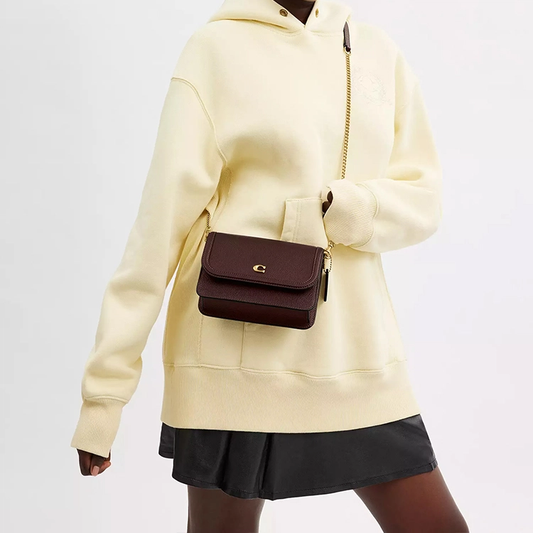 COACH Legacy 20
