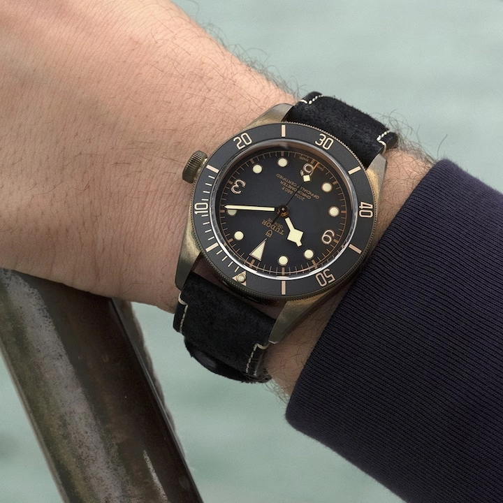 TUDOR 43mm M79250BA-0001