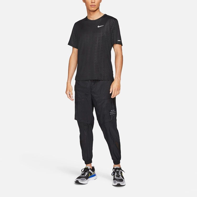 Nike Run Division Pinnacle
